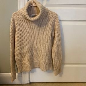 Fossil womens sweater
